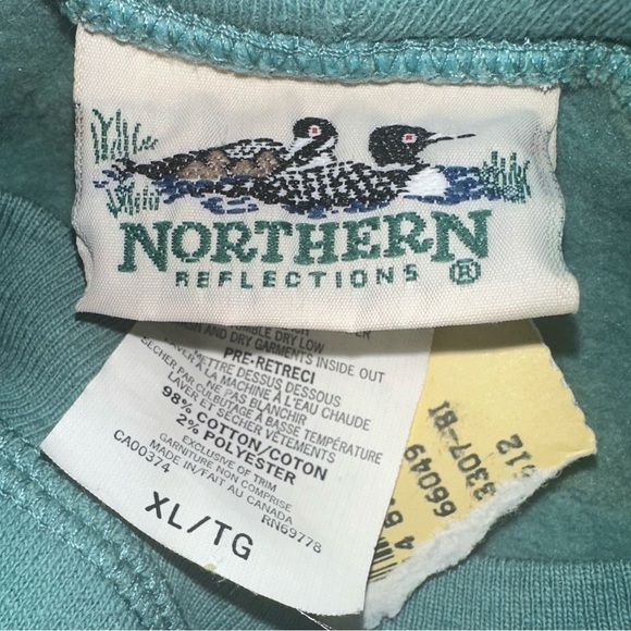 NWT Northern Reflections Floral Scenery Sweatshirt - Picture 7 of 7